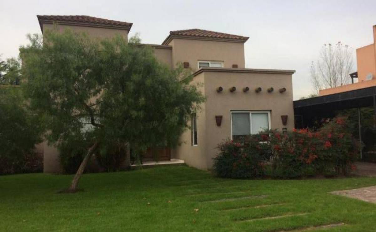 4 bedrooms House in Tigre, Argentina No. 57657