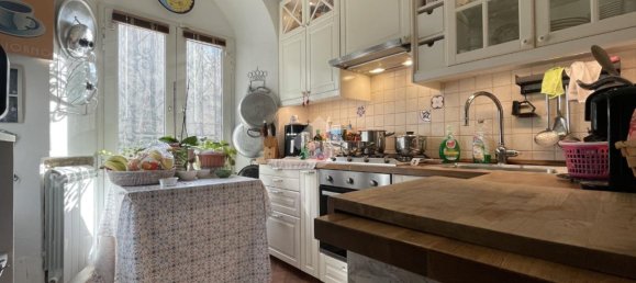 Дом с 5 комнатами в Масса, Италия № 7608 5