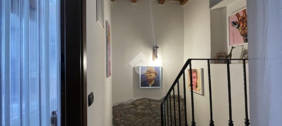 Дом с 5 комнатами в Масса, Италия № 7608 12