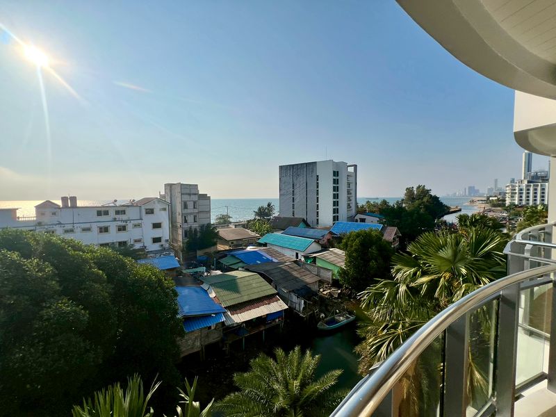 Apartamento com 2 quartos em condomínio em Pattaya, Thailand N.º 85493