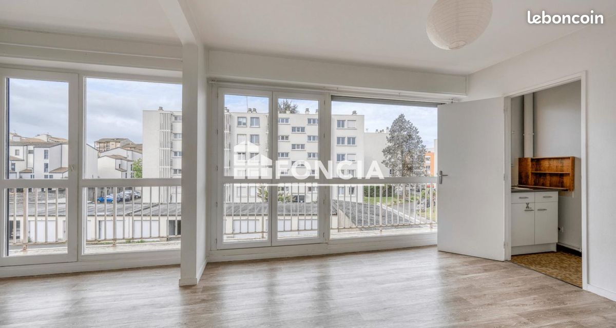 Studio in Bordeaux, France No. 109560