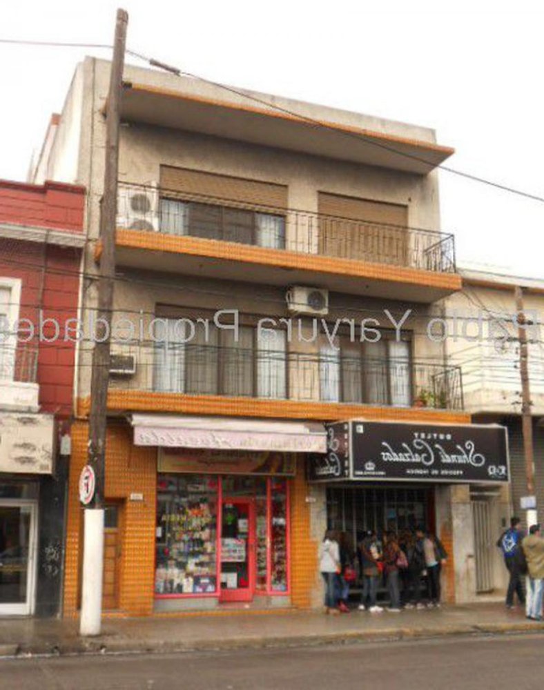 3 bedrooms Apartment in Tres de Febrero, Argentina No. 1559