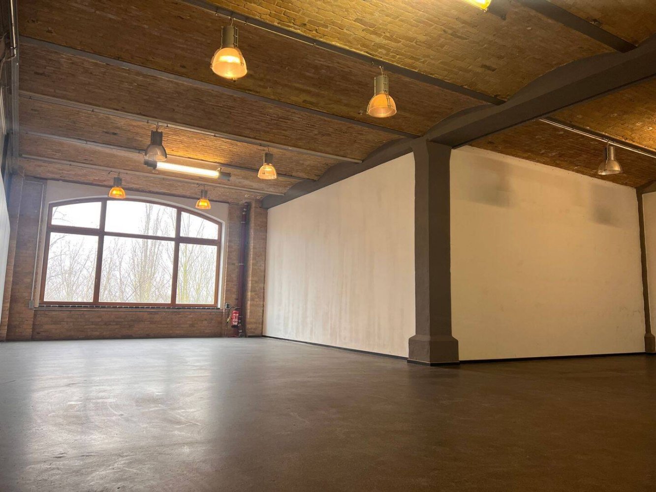 Imóvel comercial em Wilhelmsruh, Germany 375 m² N.º 44200