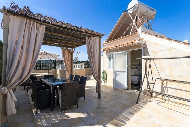 3 غرف نوم تاون هاوس في Nerja, Spain رقم 180201