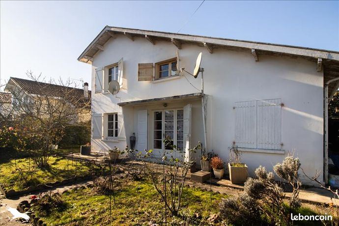 5 bedrooms House in Saint-Paul-les-Dax, France No. 285730