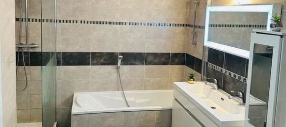 3 Schlafzimmer Villa in Montelimar, France, Nr. 327199 4