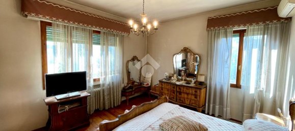 5-salle Appartement à Padua, Italy No. 103586 10