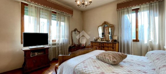 5-salle Appartement à Padua, Italy No. 103586 13