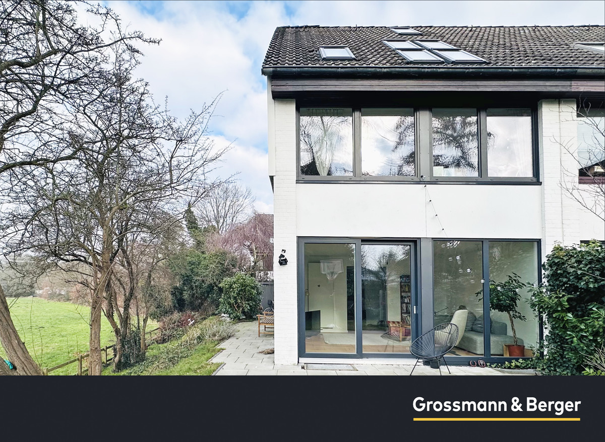 2 bedrooms Townhouse in Altona, Germany No. 45023