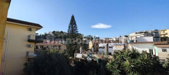 Apartamento de 3 dormitorios en Bagheria, Italy No. 347157 26