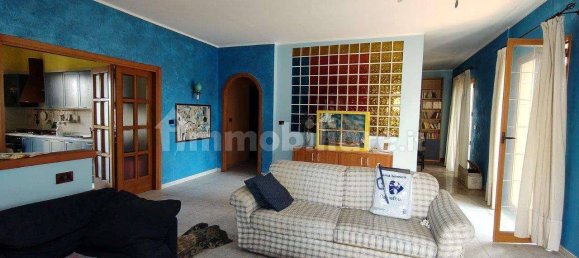 Apartamento de 3 dormitorios en Bagheria, Italy No. 347157 2