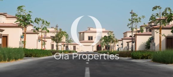 5 bedrooms Villa in Abu Dhabi, UAE No. 104530 6