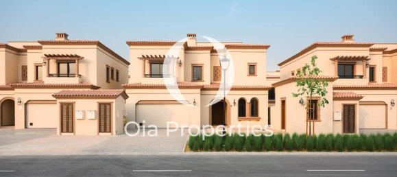 5 bedrooms Villa in Abu Dhabi, UAE No. 104530 11