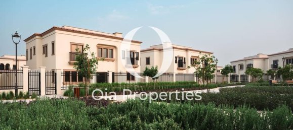5 bedrooms Villa in Abu Dhabi, UAE No. 104530 13