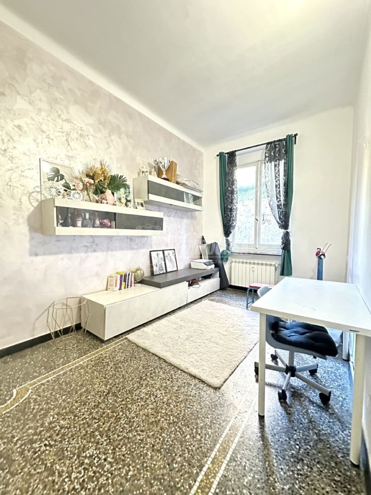 2 bedrooms Apartment in Genoa, Italy No. 146134
