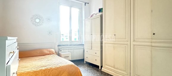 2 bedrooms Apartment in Genoa, Italy No. 146134 14