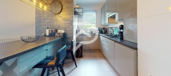 Квартира с 2 спальнями в Кормей-ан-Паризи, Франция № 177215 5