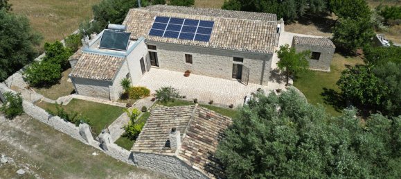 Villa de 4 dormitorios en Modica, Italy No. 390812 13