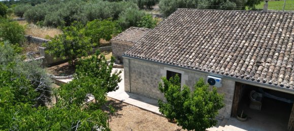 Villa de 4 dormitorios en Modica, Italy No. 390812 20