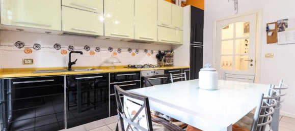 Apartamento de 5 habitaciónes en Castenaso, Italy No. 27653 8