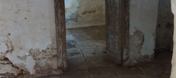 10 rooms House in Cisternino, Italy No. 42313 4