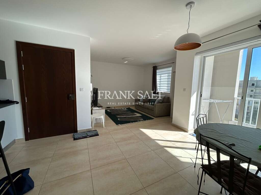 Apartamento de 2 dormitorios en Saint Paul's Bay, Malta No. 11437