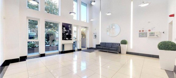 1 bedroom Apartment in London, United Kingdom No. 8689 11