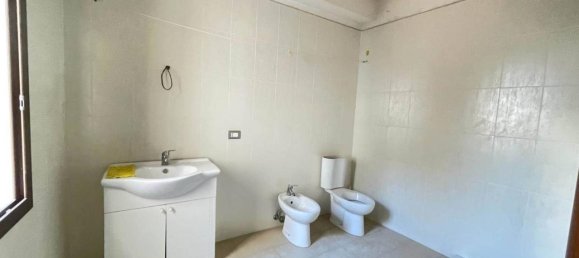 Квартира с 3 комнатами в Сиракузы, Италия № 241799 11