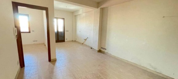 Квартира с 3 комнатами в Сиракузы, Италия № 241799 4