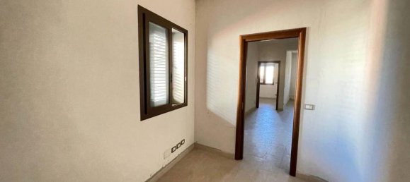 Квартира с 3 комнатами в Сиракузы, Италия № 241799 10