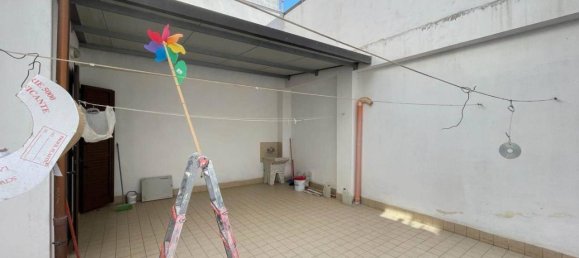 Квартира с 3 комнатами в Сиракузы, Италия № 241799 14