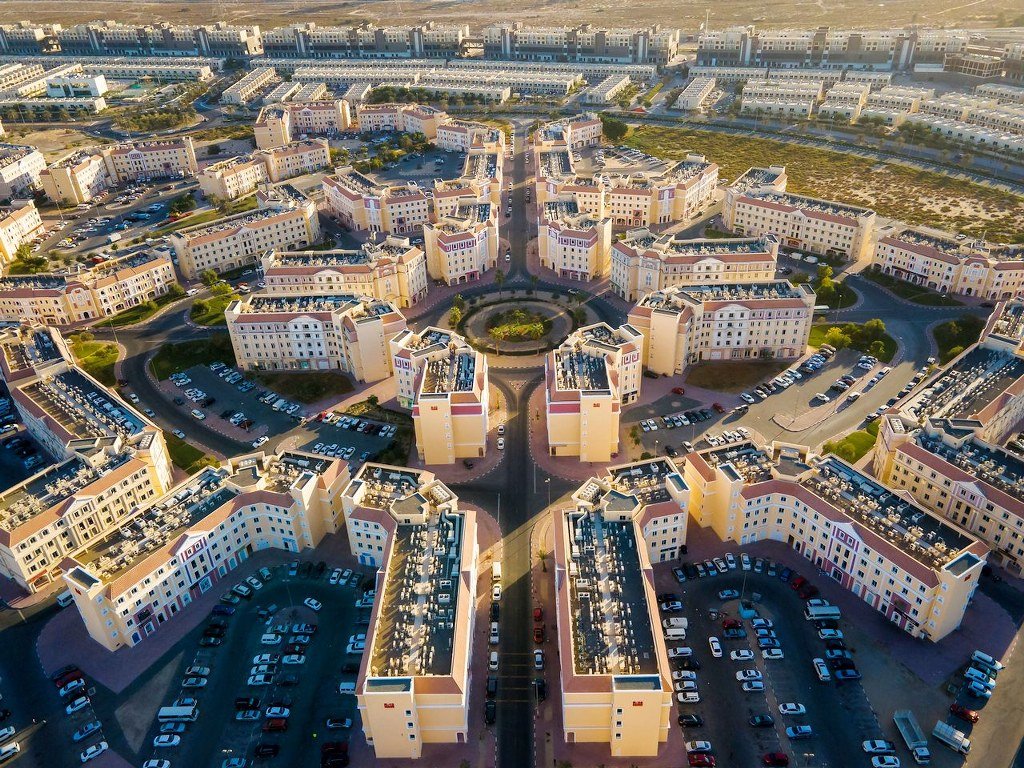 Bâtiment à Dubai, UAE 9290m² No. 8928