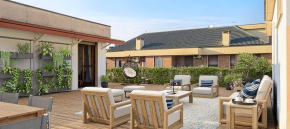 3 bedrooms Penthouse in Milan, Italy No. 249919 3