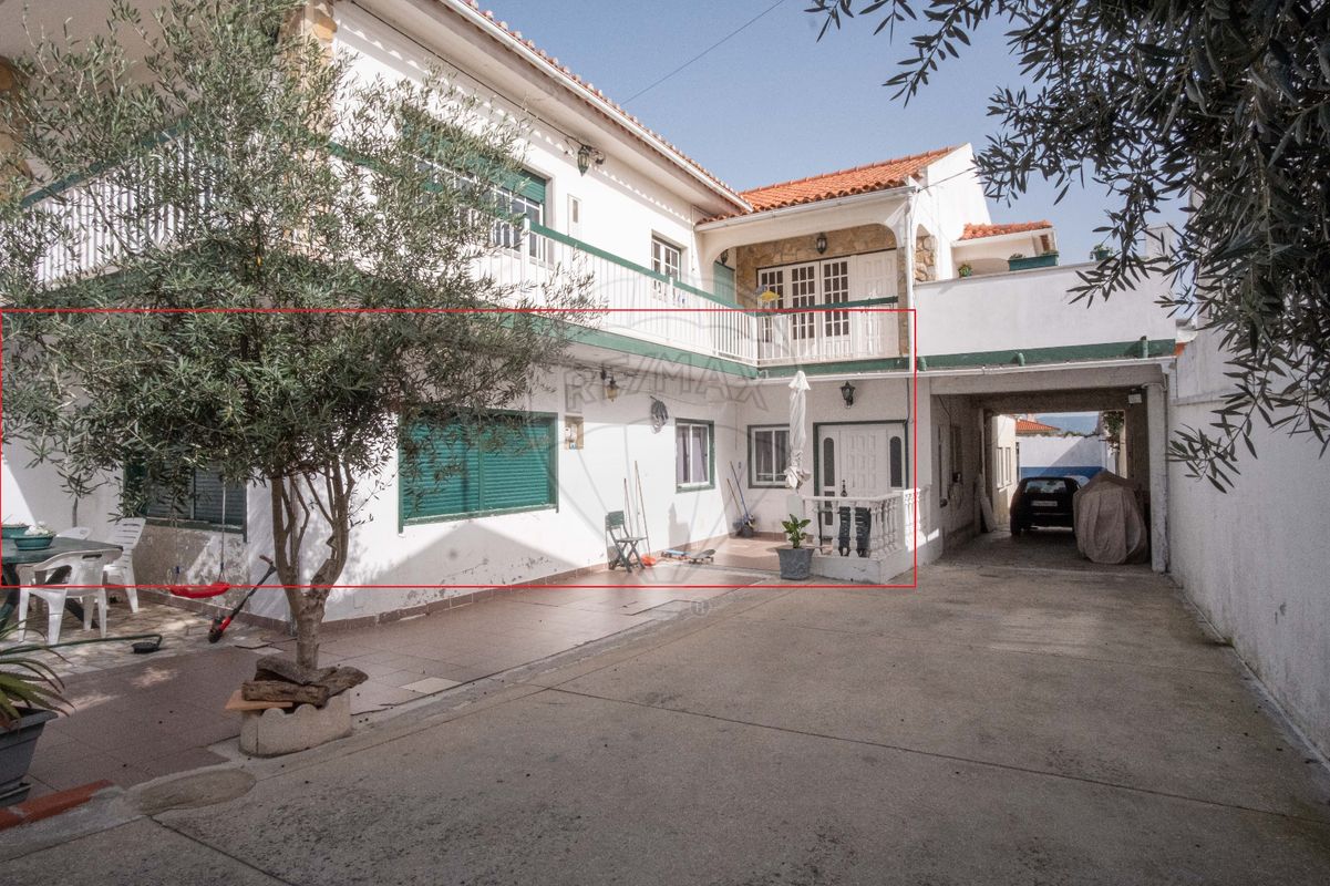 3 bedrooms House in Nazare, Portugal No. 23750