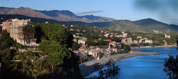 3 rooms Apartment in Celle Ligure, Italy No. 220940 15