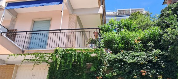 3 rooms Apartment in Celle Ligure, Italy No. 220940 7