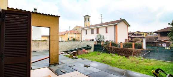 3 rooms House in Mediglia, Italy No. 13723 7