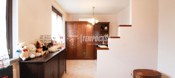 3 rooms House in Mediglia, Italy No. 13723 12