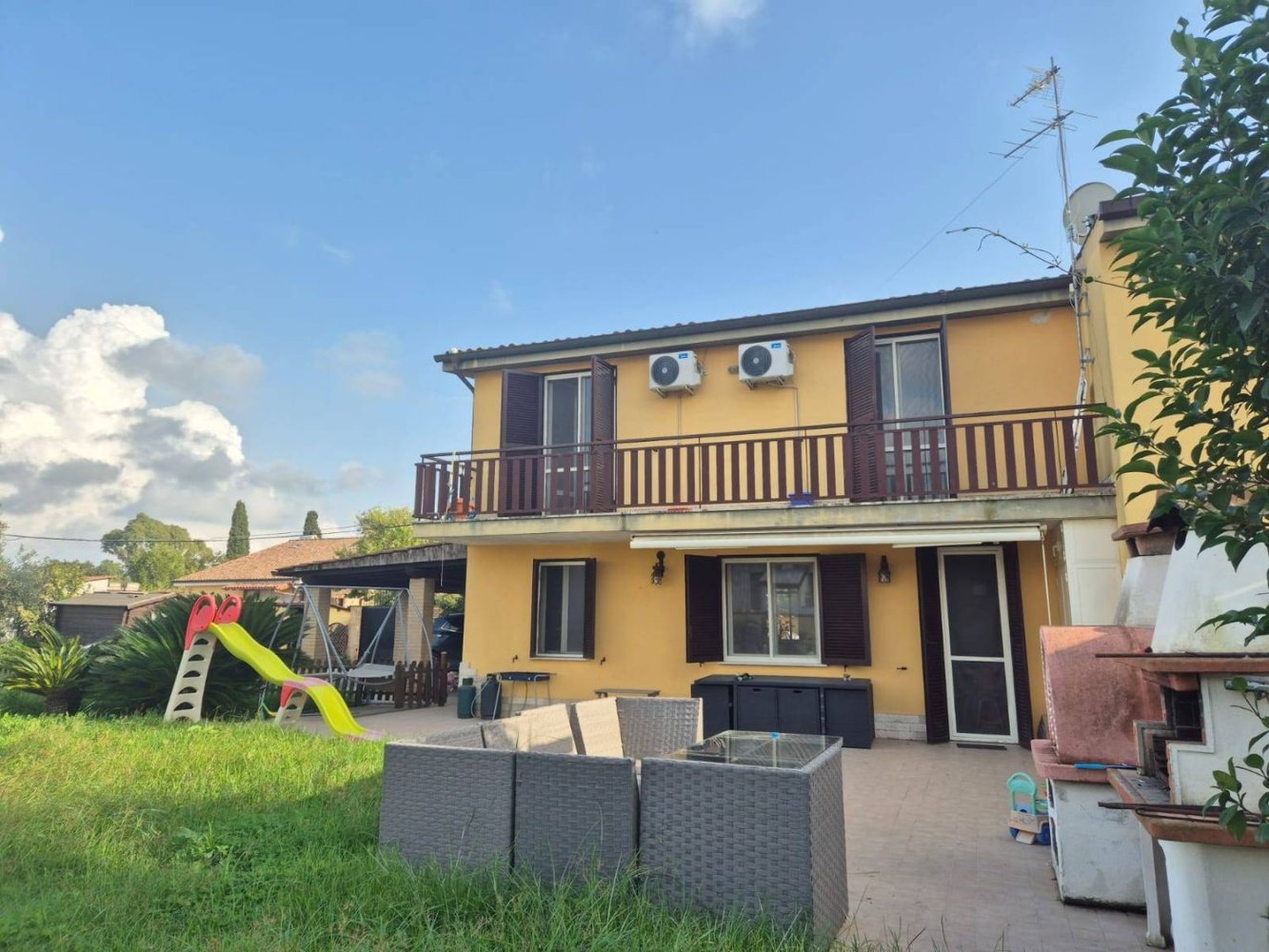 5 rooms Villa in Rome, Italy No. 280406