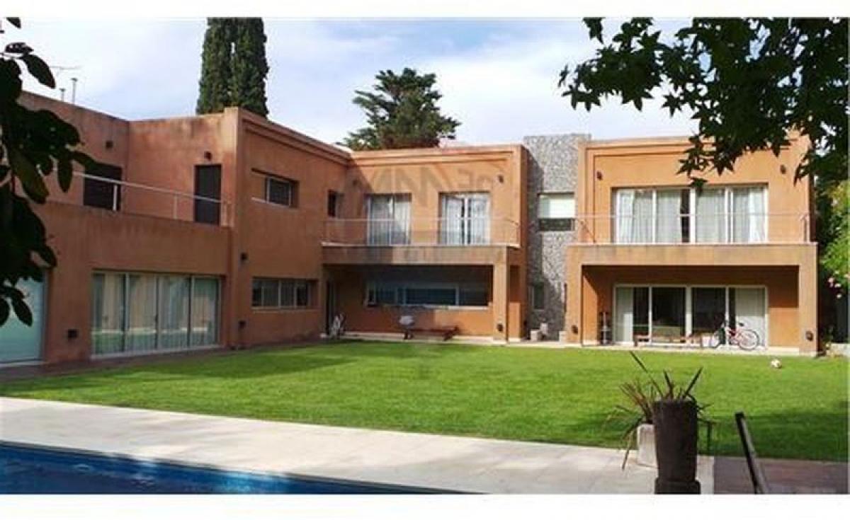 6 bedrooms House in San Isidro, Argentina No. 56158