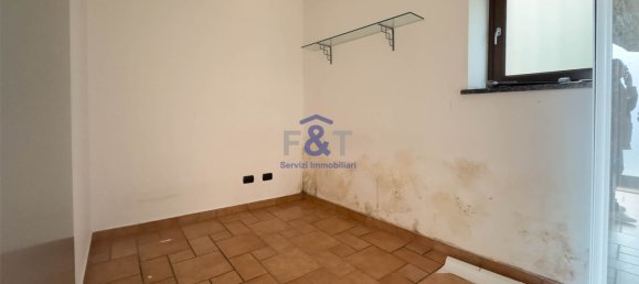 2 bedrooms Commercial property in Sesto Calende, Italy No. 314147 8