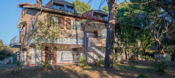 24 rooms Villa in Falconara Marittima, Italy No. 2256 73