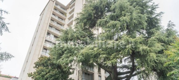 Квартира с 2 спальнями в Монца, Италия № 350890 5