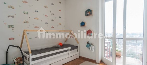 Квартира с 2 спальнями в Монца, Италия № 350890 10