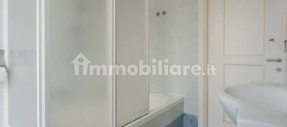 Квартира с 2 спальнями в Монца, Италия № 350890 23