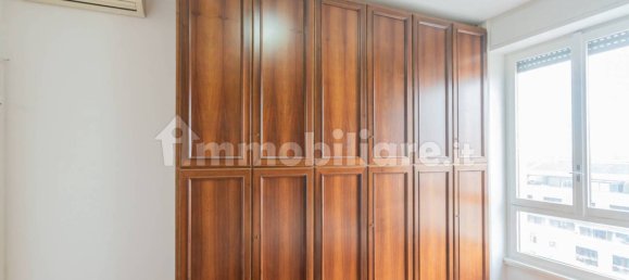 Квартира с 2 спальнями в Монца, Италия № 350890 15