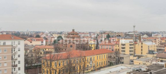 Квартира с 2 спальнями в Монца, Италия № 350890 45