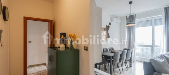 Квартира с 2 спальнями в Монца, Италия № 350890 33