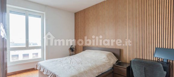 Квартира с 2 спальнями в Монца, Италия № 350890 12