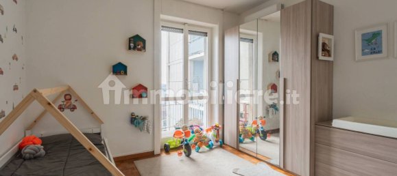 Квартира с 2 спальнями в Монца, Италия № 350890 9